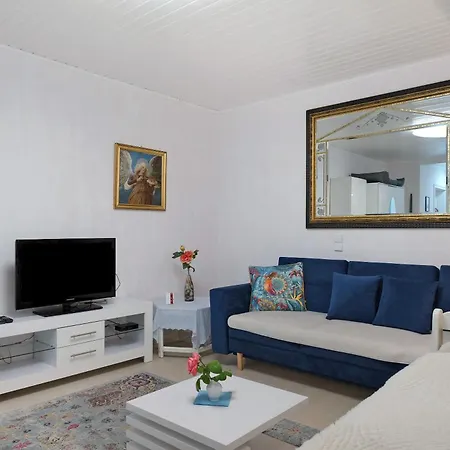 Poolblick 아파트 *